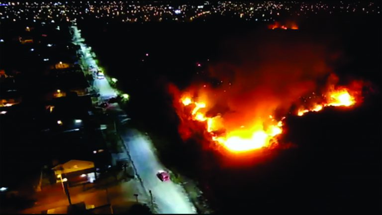 OTRA VEZ: Incendio en la tosquera