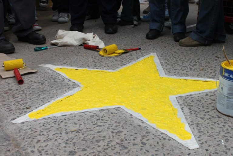 Merlo: Colocaron la primera Estrella Amarilla en Pontevedra