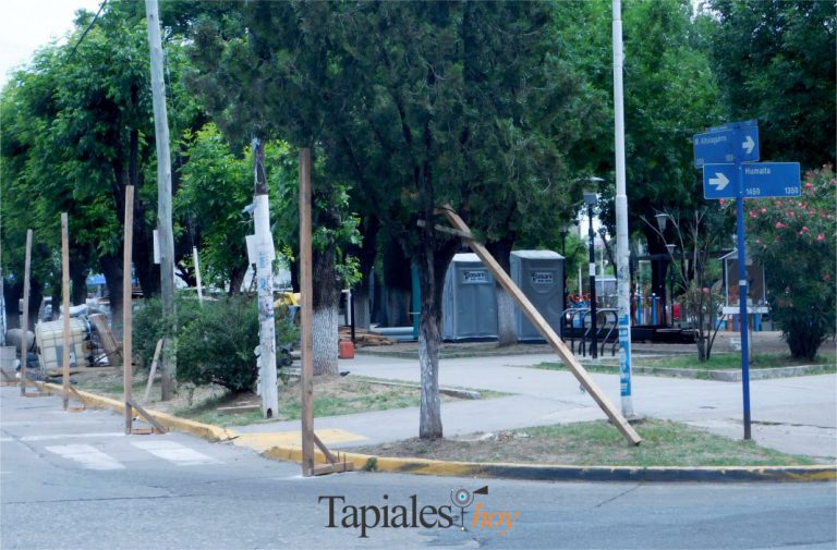 Cierre provisorio y remodelación total de la plaza de Tapiales