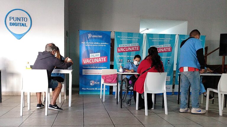 La Matanza: Operativo de vacunación itinerante en Villa Madero, Virrey del Pino y Laferrere