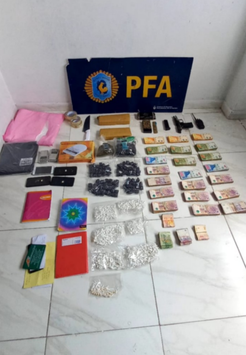 La Policía Federal detuvo a cinco personas acusadas por narcotráfico
