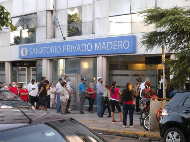Villa Madero: Detuvieron a un delincuente y escapó en un control en el Sanatorio Privado Madero