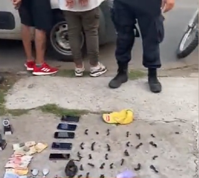 Morón: Detuvieron a un policía que transportaba cocaína con un cómplice