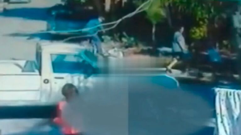 Accidente en Villa Luzuriaga: Un niño fue atropellado al soltarse de su madre y bajar a la calle