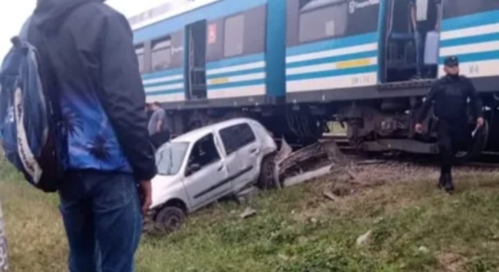 Línea Sarmiento: Accidente en Merlo y reducciones en el servicio