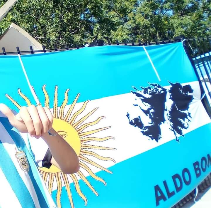 Aldo Bonzi: Veteranos de Malvinas perdieron y recuperaron su bandera en los festejos del domingo 
