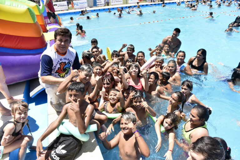 Fernando Espinoza inauguró la temporada de Colonias de Verano para más de 60 mil chicas y chicos de La Matanza