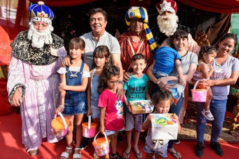 Espinoza acompañará a los Reyes Magos en la entrega de regalos en Rafael Castillo