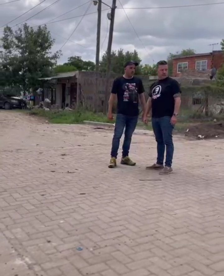 Merlo: Gustavo Menéndez y Mauricio Canosa recorrieron las nuevas calles pavimentadas en Villa Magdalena 