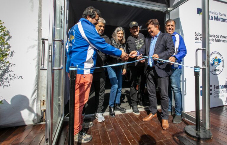 La Matanza: Fernando Espinoza inauguró la Expo “Malvinas en la Comunidad”