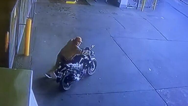 Se busca una motocicleta robada a un vecino de Tapiales