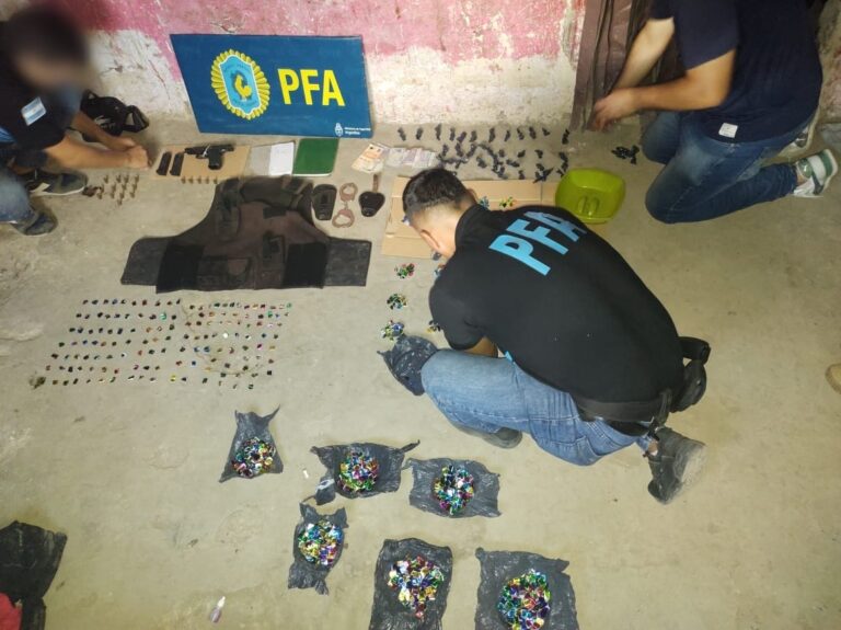 La policía desarticuló un importante bunker de venta de drogas en Laferrere