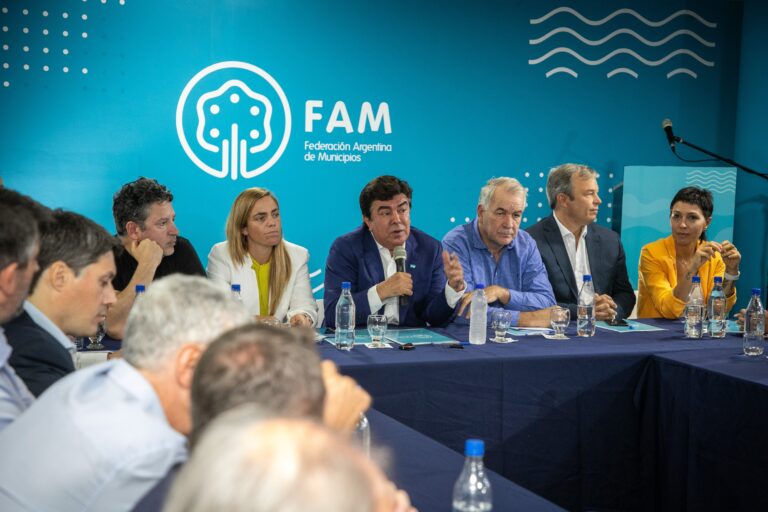 La Federación Argentina de Municipios exigió una reunión con el presidente Javier Milei